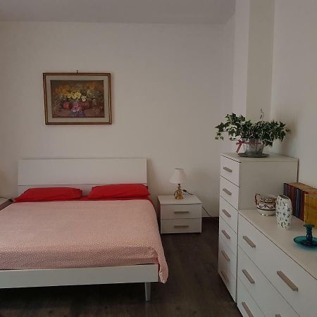 In Centro A Saint Vincent Apartman Kültér fotó